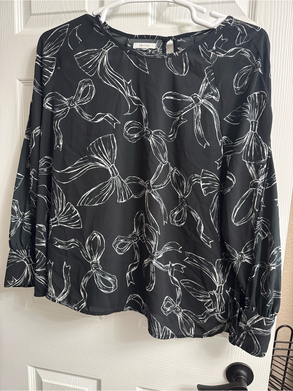 Maurice’s long sleeve bow shirt